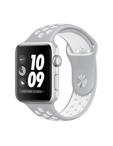 Apple Watch Series 4 Nike+ 40mm - Argent Dans la société mordern